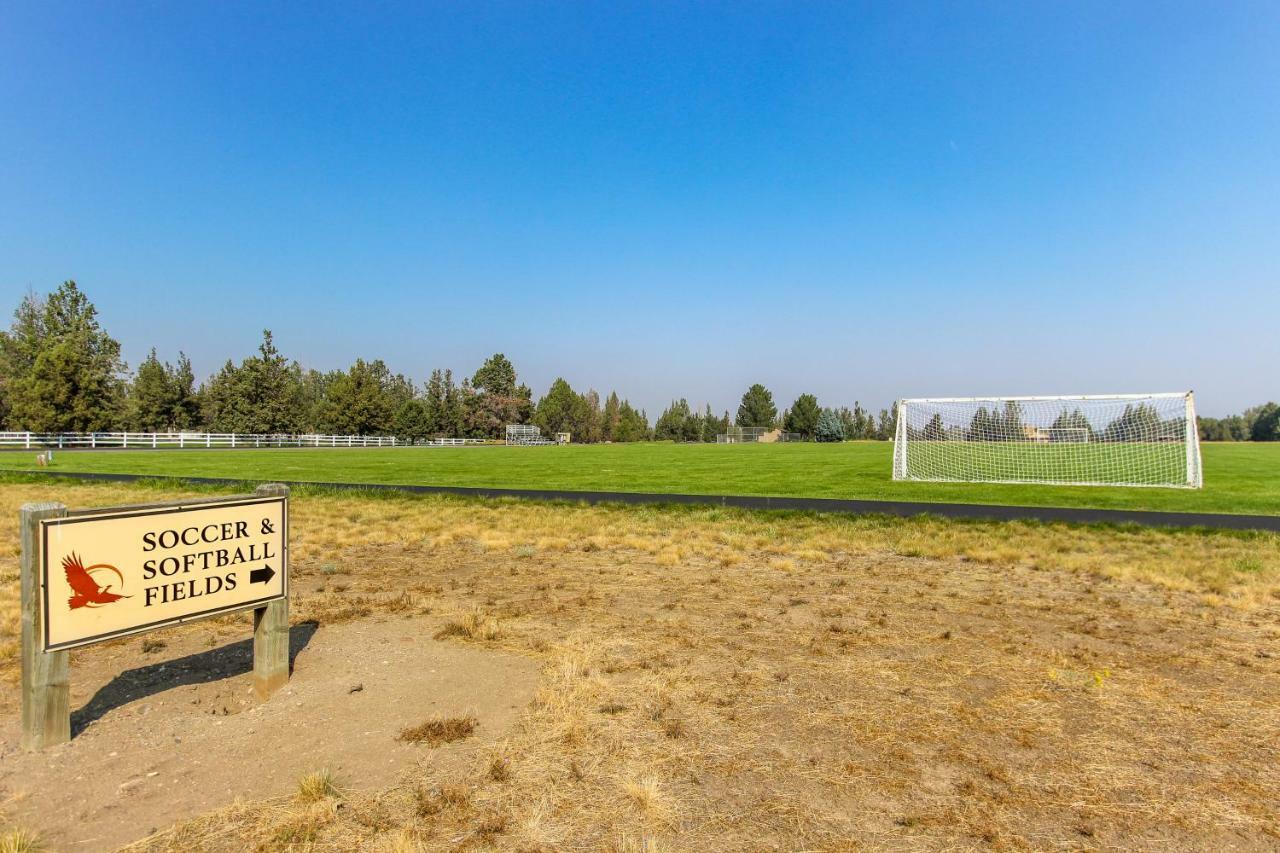Village Loop View Редмонд Экстерьер фото